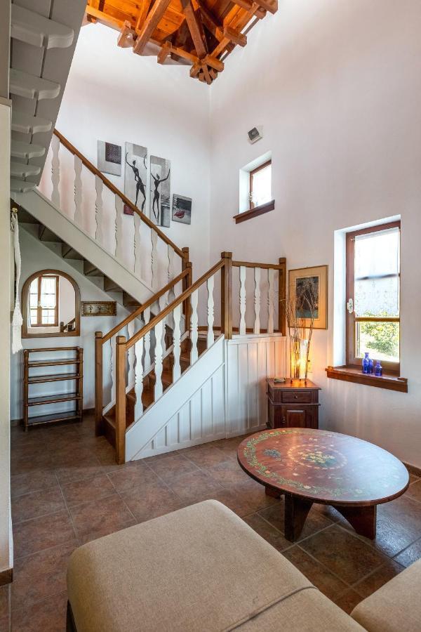 Apartment Gardenia Mouresi